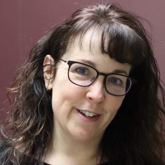 Erin Gensterblum head shot