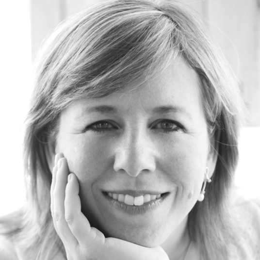 Sarah Aptilon head shot