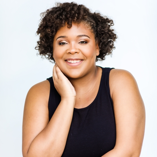 Tia Robbins head shot