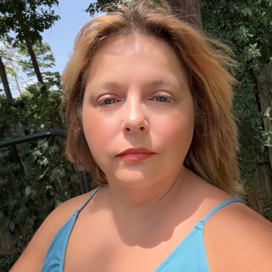 Angela Gordon head shot