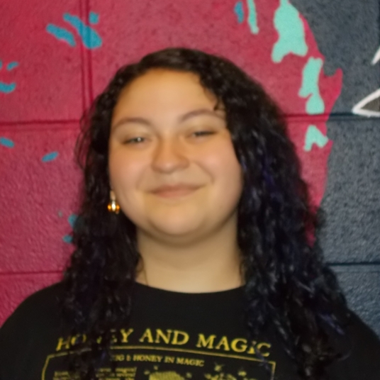Mia Puente head shot