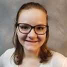 Arianna Kurasz head shot