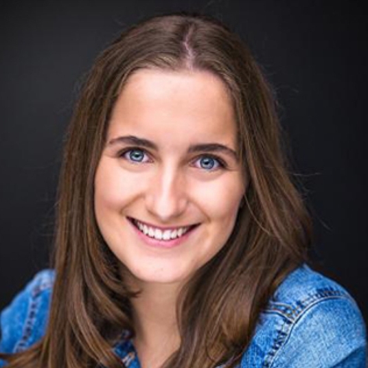 Abigail Arnold head shot