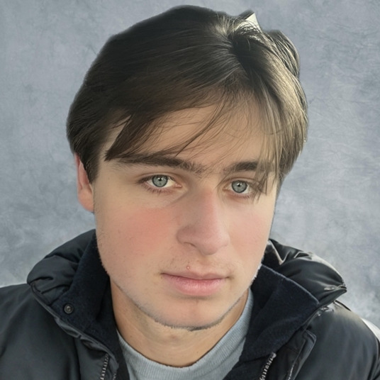 Rae Rzasa head shot