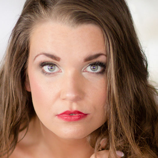 Rebecca Evans head shot