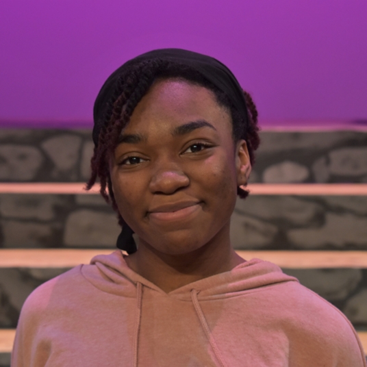 Perri Browne head shot
