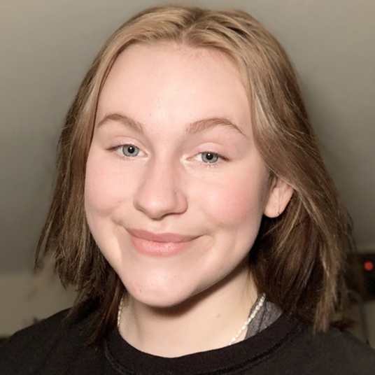Audrey Godlove '22 head shot