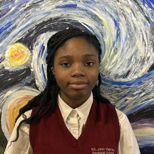 Elizabeth Akiyemi head shot