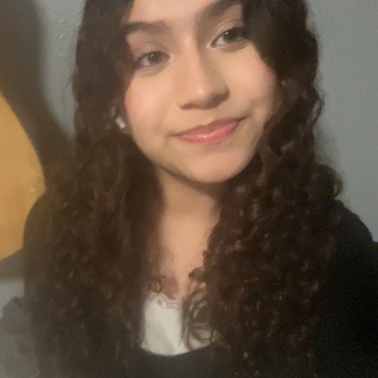 Laura Lopez head shot