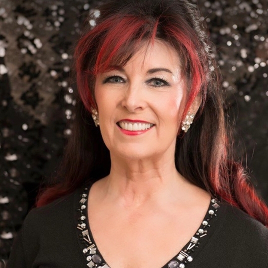 Erin Wright head shot