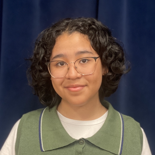 Caitlyn Curl head shot