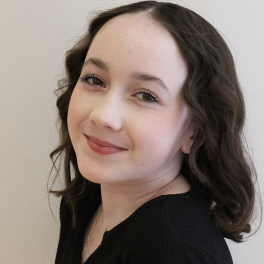 STELLA CAVALLO (Jeter) head shot