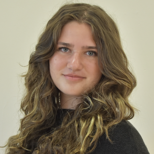 SEPHINA ANDREWS (Pearl) head shot