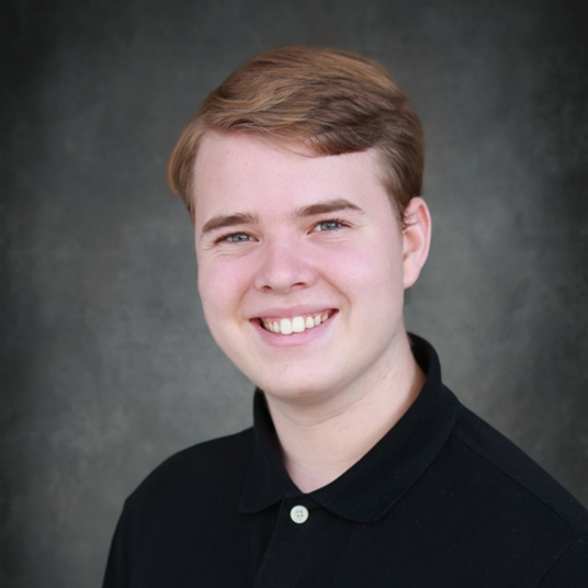 Alexander Matthes* head shot