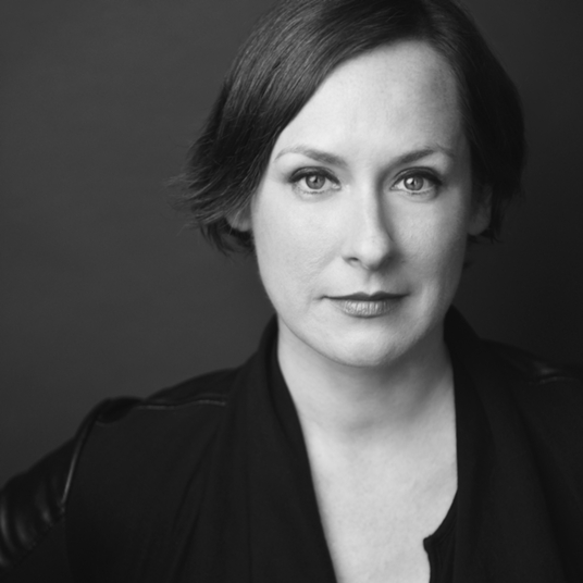 Lindsay M Warfield head shot