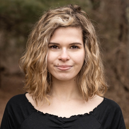 Abby Kramer head shot