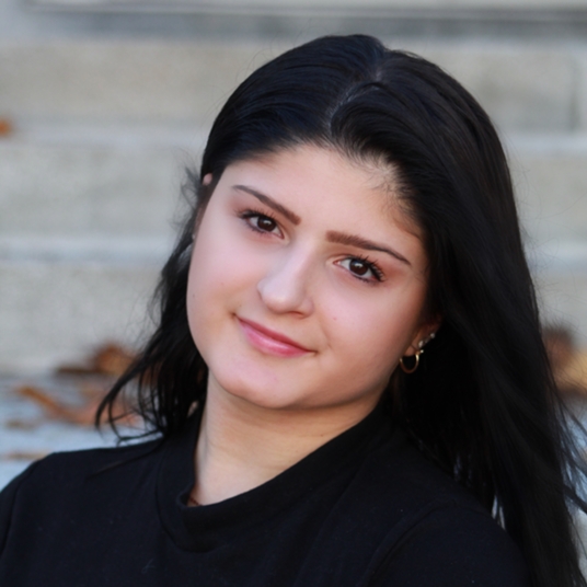 Giana Gualda head shot