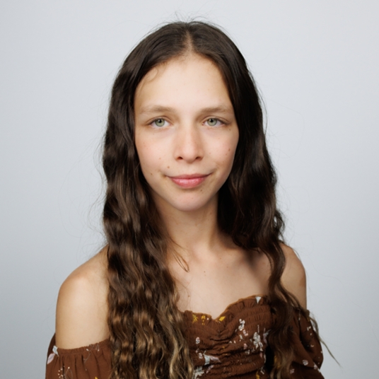 Layah Zelickson head shot
