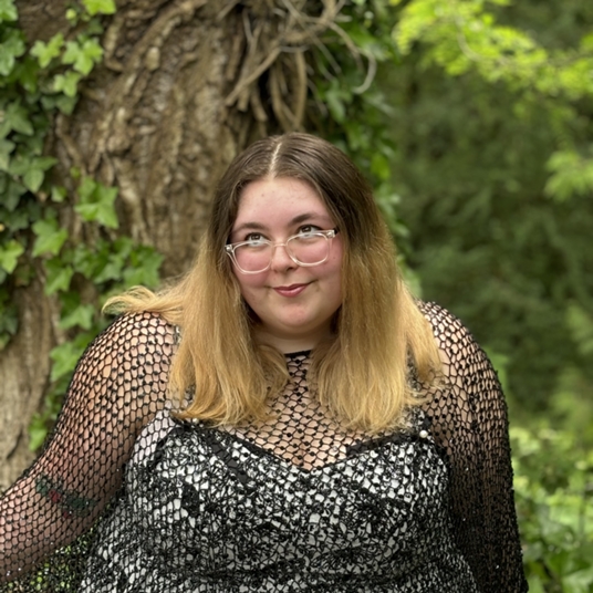Clover McKenzie head shot