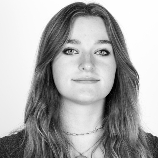 Fiona Johnson '22 head shot