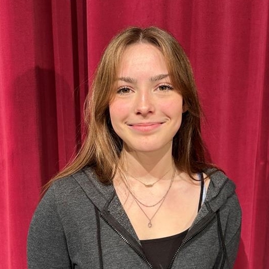 Jillian Meade^ head shot