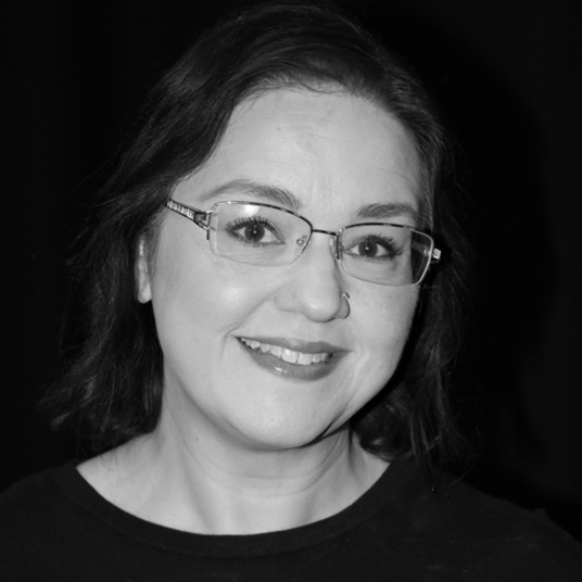 Tracy Schuknecht head shot