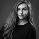 Taylor Avery head shot