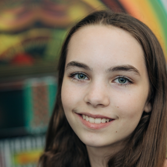 Lizzy Feldman head shot