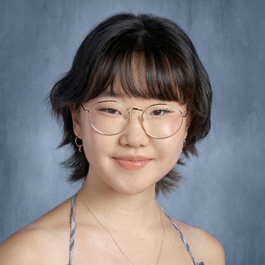 Madeline Lee head shot