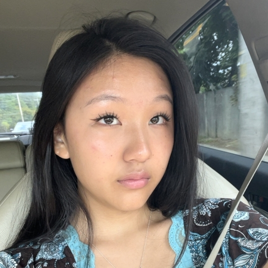 Emma Zhang head shot