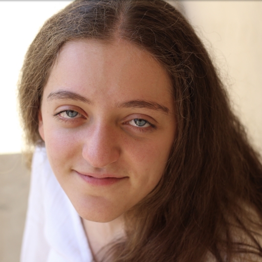 Amanda Pezzo head shot