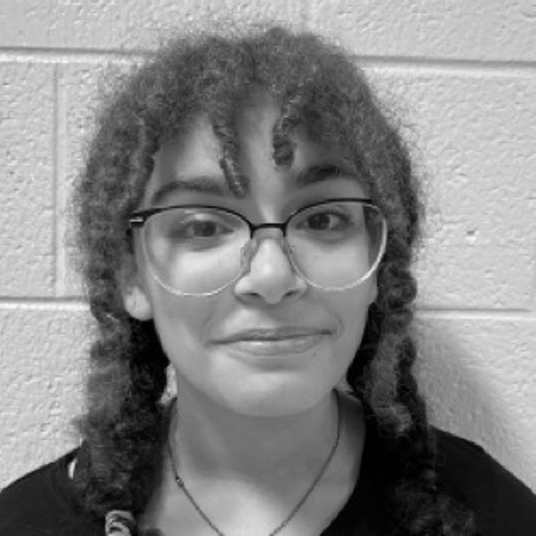 Lizzie Navarro head shot