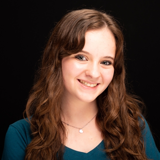 Katie Hayes head shot