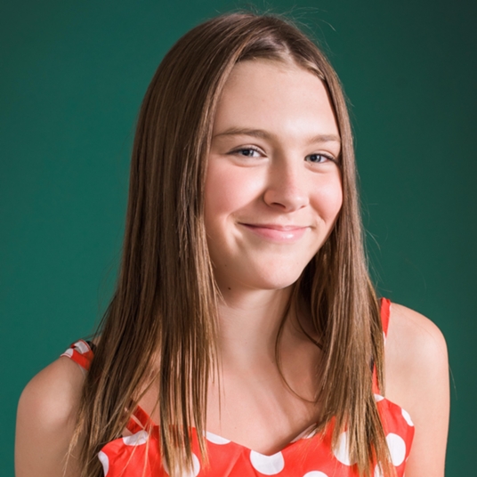 Chloe Larson head shot