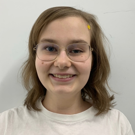 Carolyn White head shot