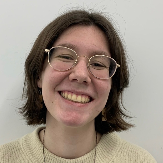 Eleanor Bolas head shot