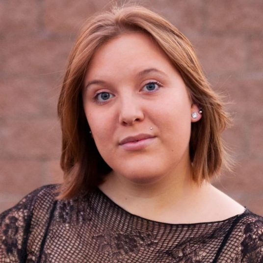 Libby Mueller head shot