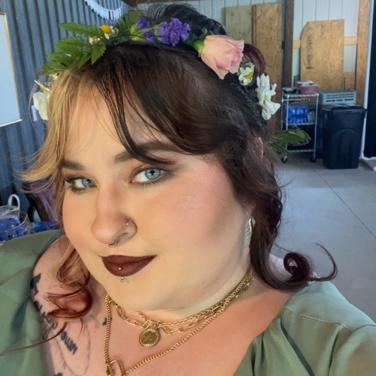 Nessa Bolen (They/Them) head shot