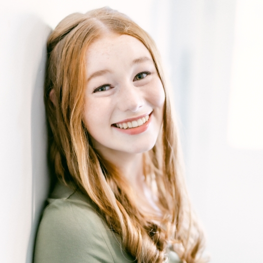 Kate Hassett head shot