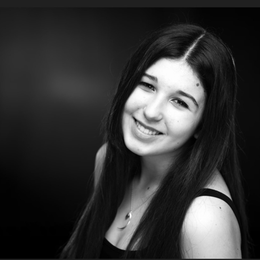 Olivia Ledtke head shot