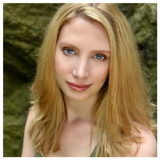 Sara Laursen head shot