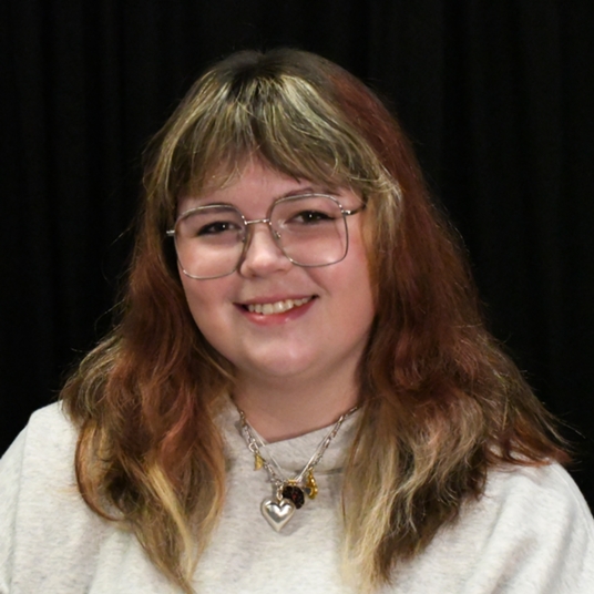 Chloe Kubalak head shot