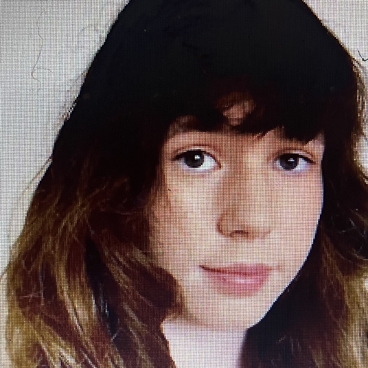 Olivia Streukens head shot