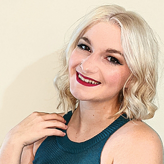 Sarah Mosier head shot