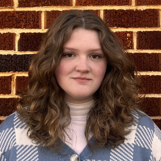 Ashlynn Amburgey head shot