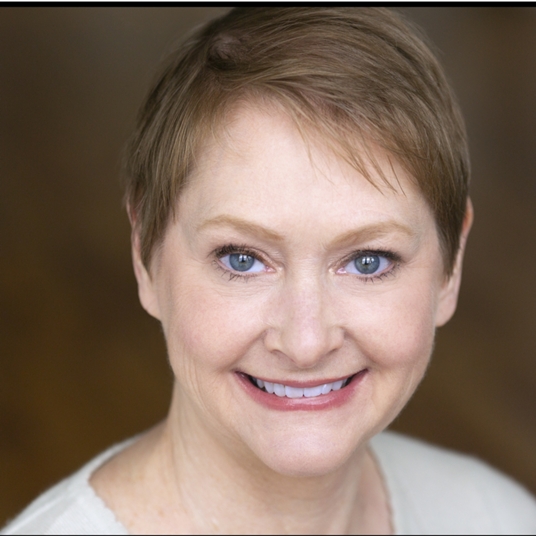 Alexandra Main head shot