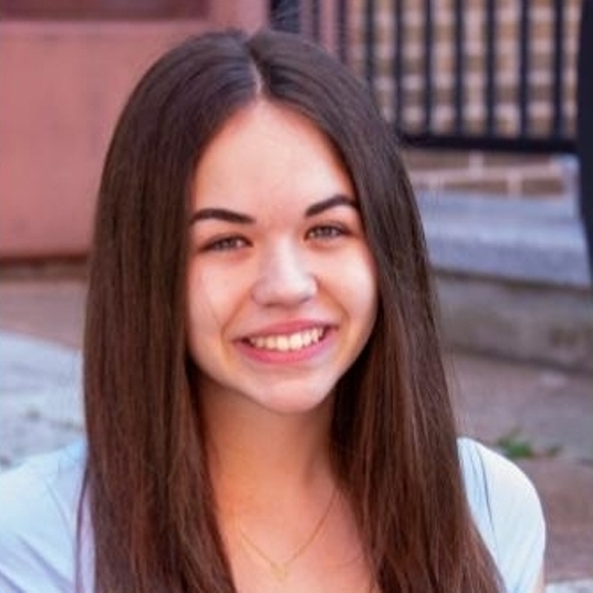 Grace Foran head shot