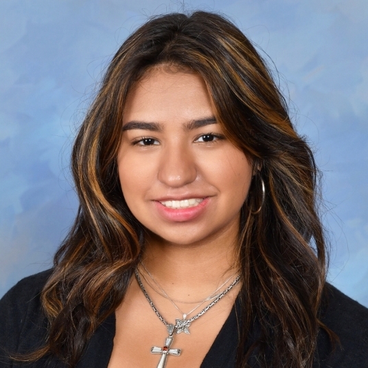 Danni Robles head shot