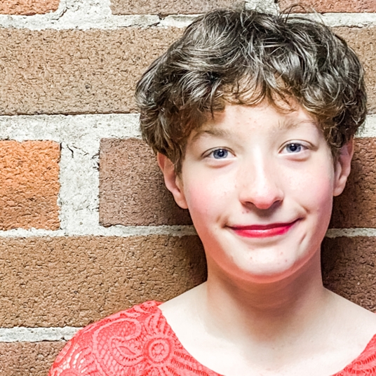 Emily Turner head shot