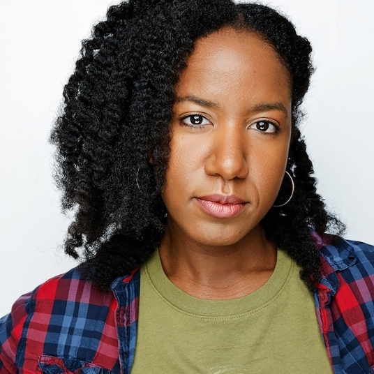 Amber Tiara head shot